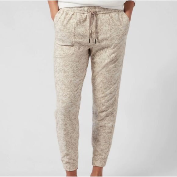 Athleta Pants - Women Athleta Farallon Joggers in Pebbles Texture Abalon Size Extra Large
